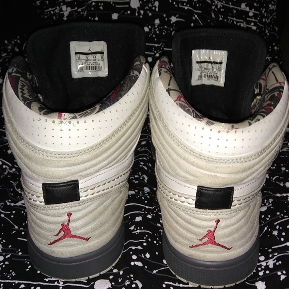 Jordans - Picture 2 of 3